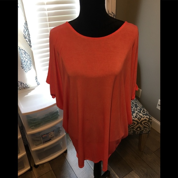 NWT Last 1! Plus Dye Batwing Sleeves Tunic - Picture 4 of 5